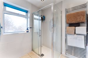 En-Suite- click for photo gallery